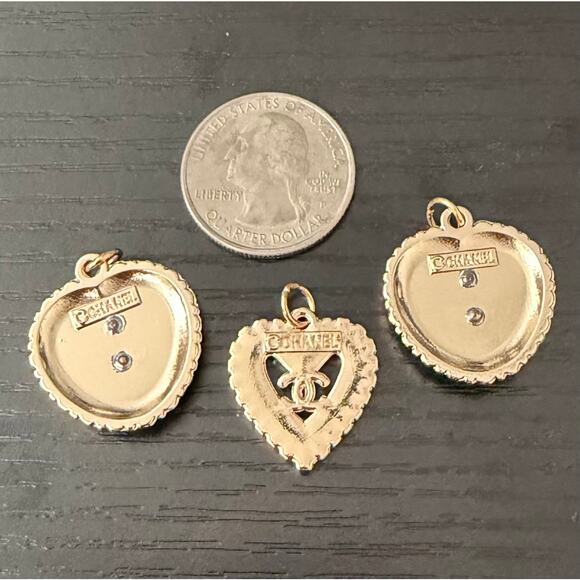 Lot of 3 CC Heart Gold Tone Zipper Pull Button Charms - Picture 2 of 2